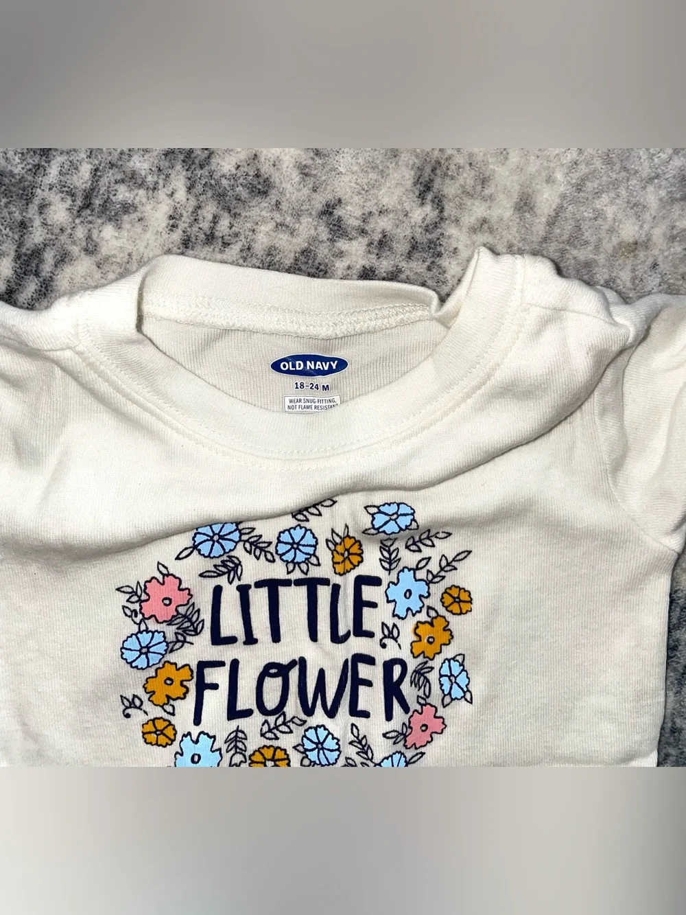 Old Navy pajama set size 18-24 months